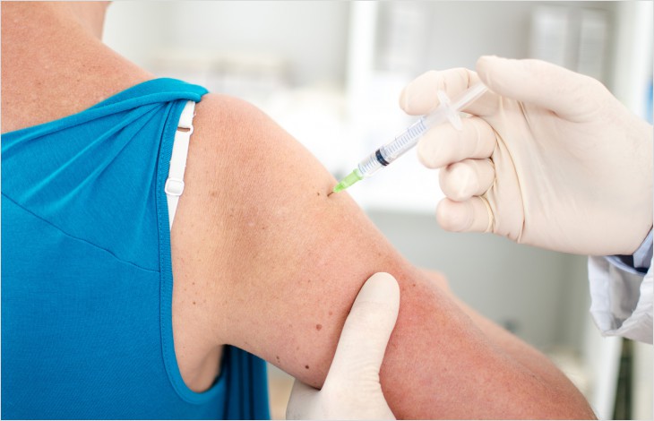 Troisième dose de vaccin: ouverture à toute la population éligible
