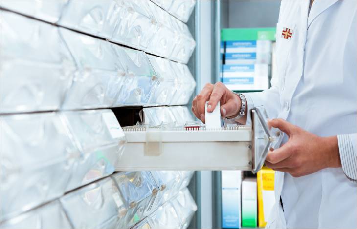 Installation et tenue des pharmacies (modification du règlement)